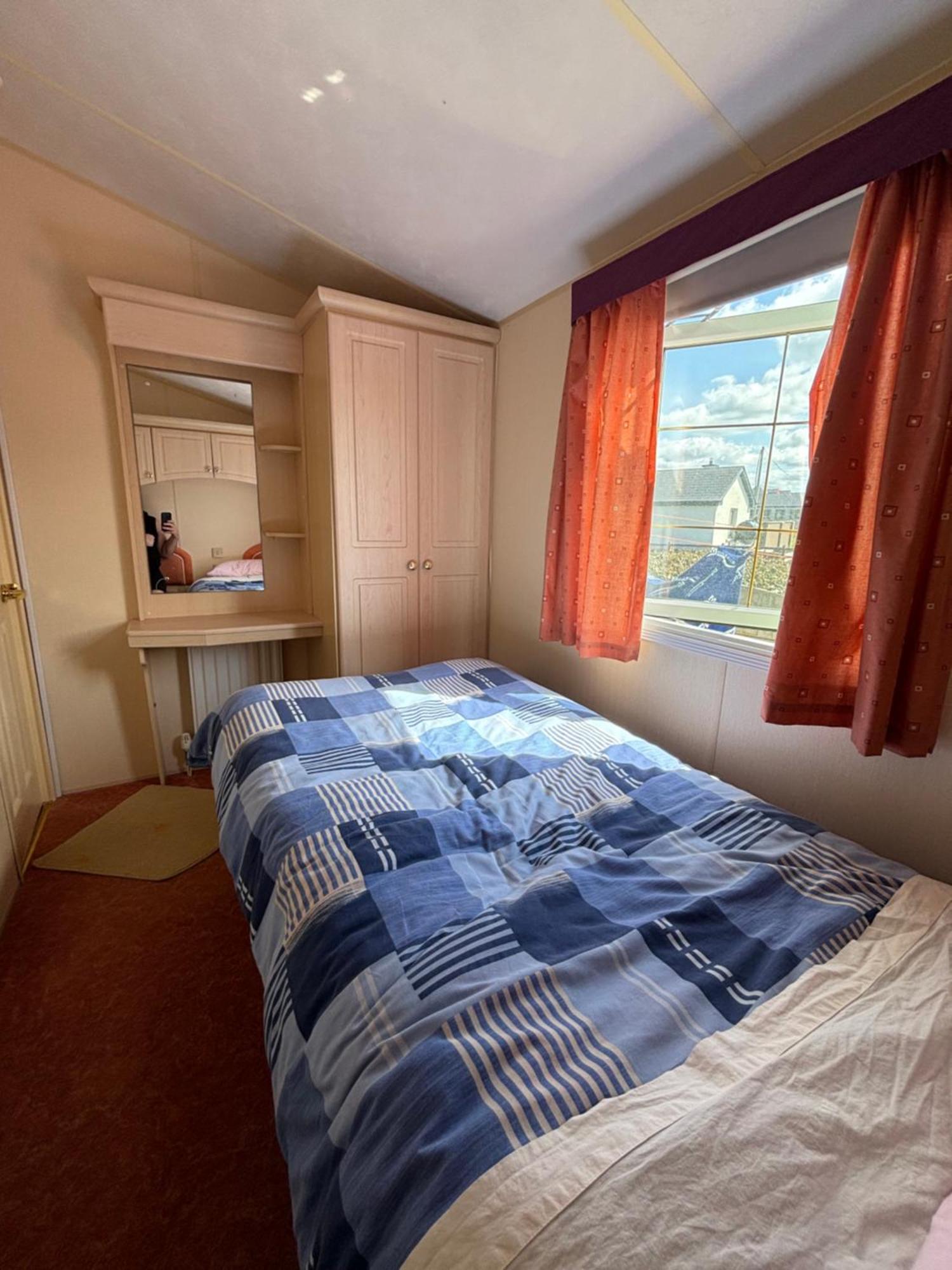 Seaside Chalet Villa Quilty Bagian luar foto